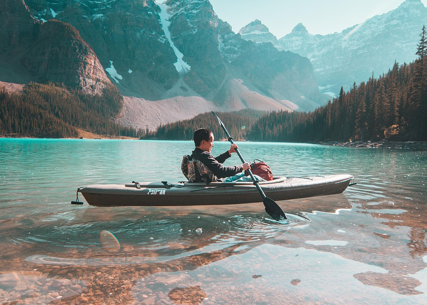 The Ultimate Gift Guide for the Outdoor Adventure-Loving Man (2025) 6 Gift Guide for the Outdoor Adventure -Loving Man